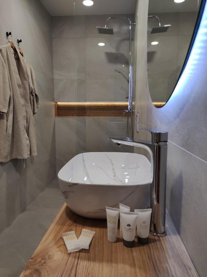 Boutique Rooms By Petric Winery Dobravlje Kültér fotó