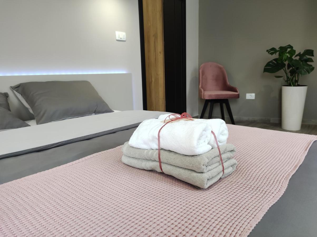 Boutique Rooms By Petric Winery Dobravlje Kültér fotó