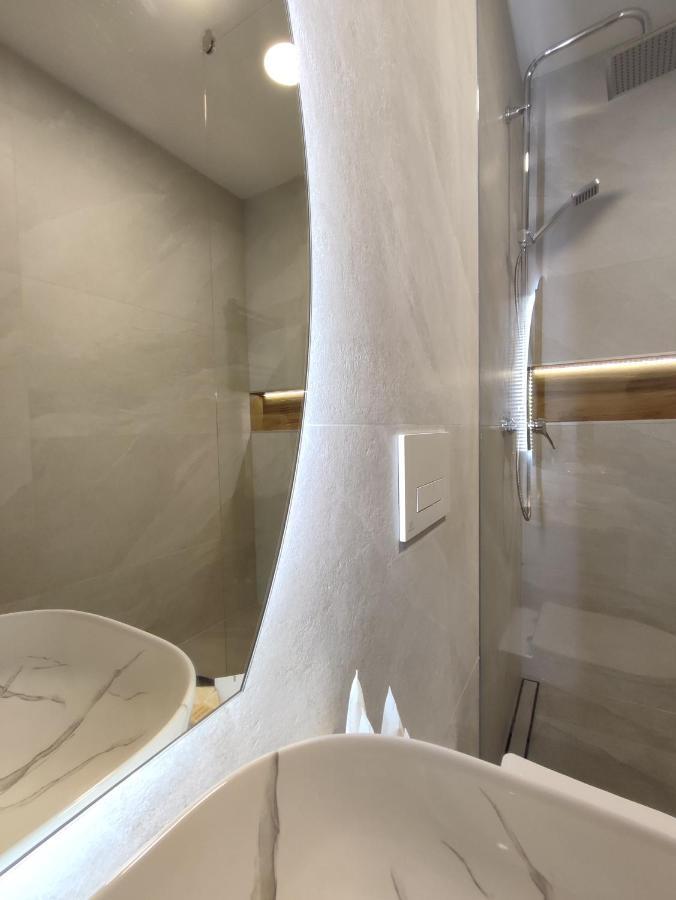 Boutique Rooms By Petric Winery Dobravlje Kültér fotó